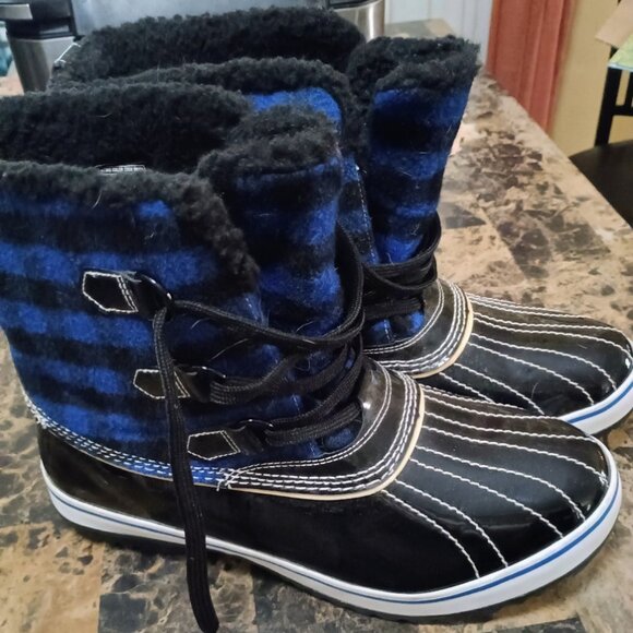 Skechers Insulated Duck Boots, Buffalo Plaid Blue, Size 10 - Picture 1 of 5